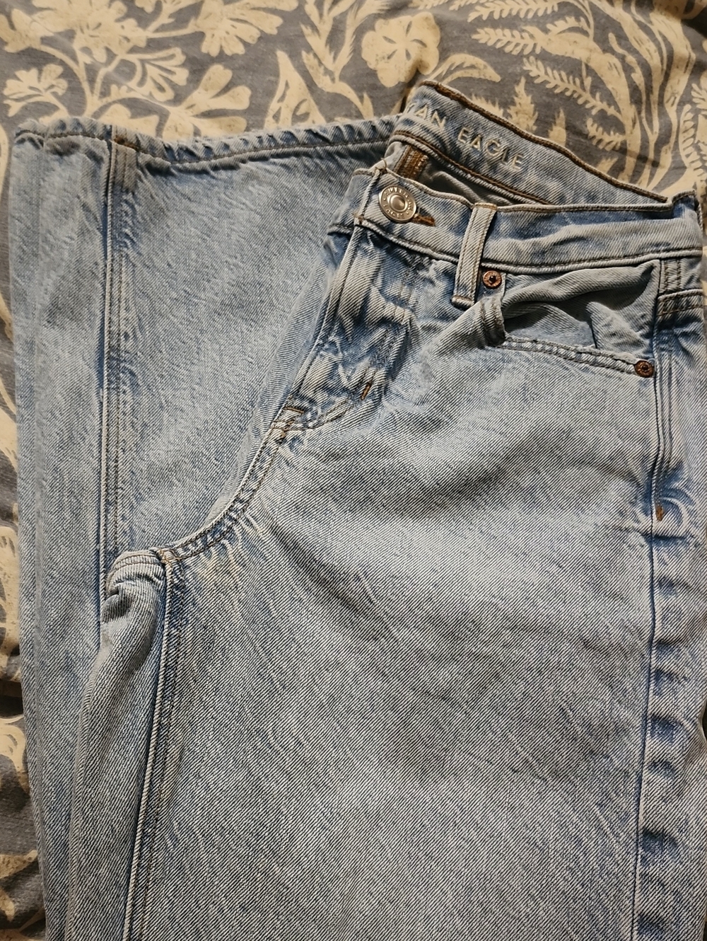 American Eagle Light Blue Denim Jeans, Straight Leg Size 0